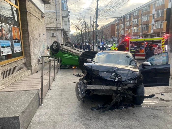 Accident în centrul Galațiului FOTO: ISU