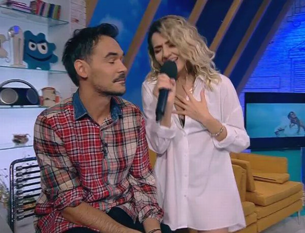 Răzvan a privit-o fascinat pe Lidia