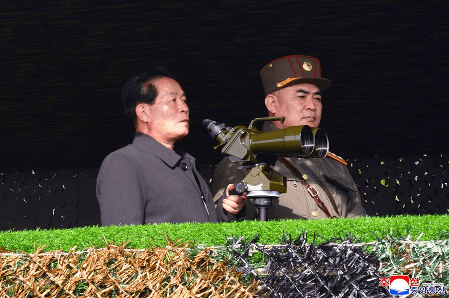 Numărul doi din ierarhia militară a Coreei de Nord a fost demis de Kim Jong Un