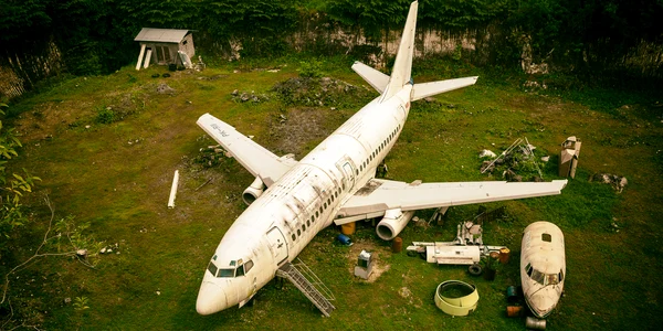 avion abandonat zambia shutterstock jpg