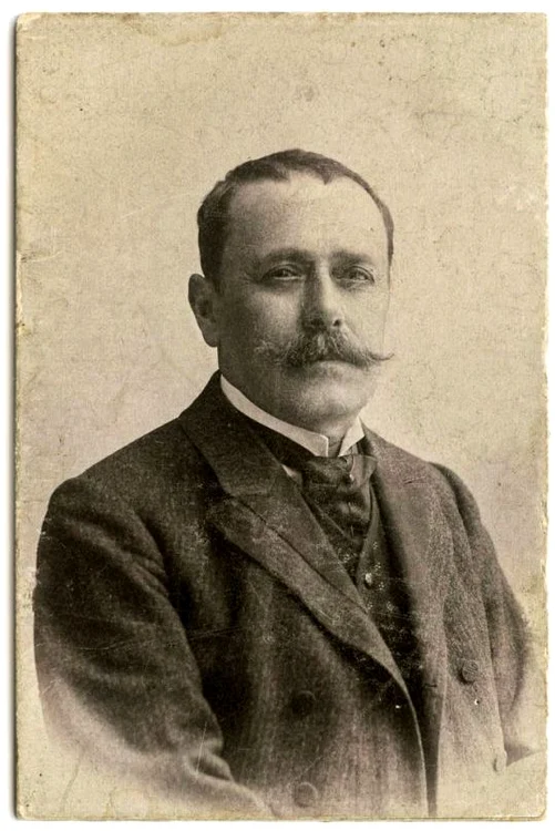 Dramaturgul Ion Luca Caragiale - portret