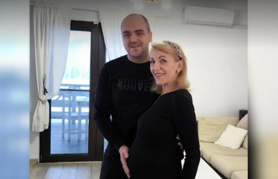 O femeie din Maramureș a devenit mamă de gemeni, fată și băiat, la 57 de ani