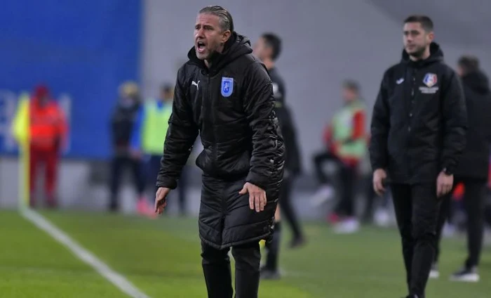 Laurențiu Reghecampf