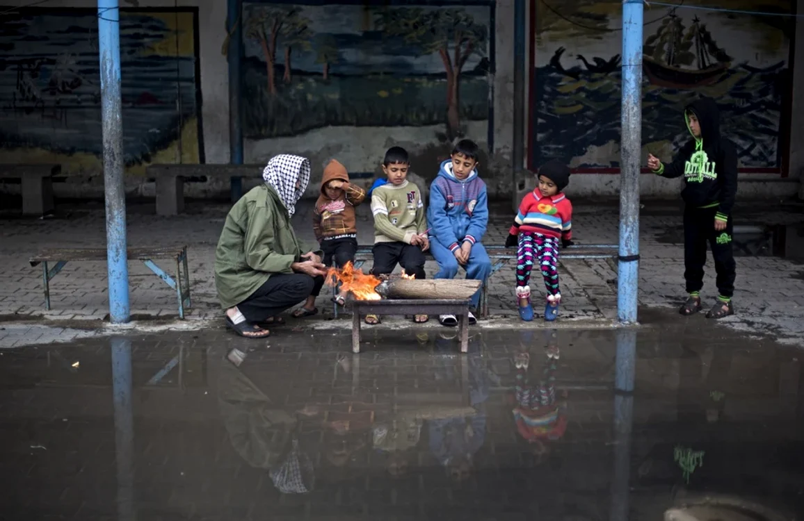 Populația civilă din Gaza a ajuns la lingură de lemn FOTO: Arhivă