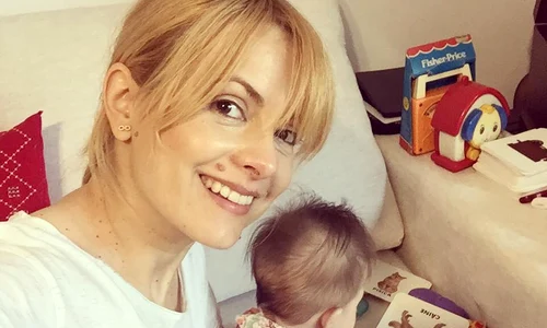 Simona Gherghe fetita sa Ana Georgia 6 luni (3) jpeg