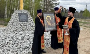 Preoți ruși au mers cu icoana Maicii Domnului pe străzi și au sfințit orașul împotriva dronelor ucrainene FOTO Telegram