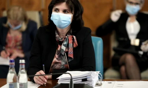 Monica Anisie, ministrul Educației jpeg