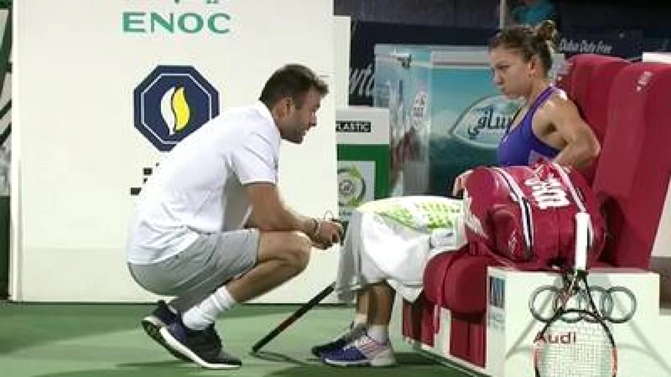 Victor Ioniţă nu sufla în faţa Simonei Halep FOTO Sunt Iulian Anghel, editor Adevărul, şi consider că este penibil să specific sursele fotografiilor