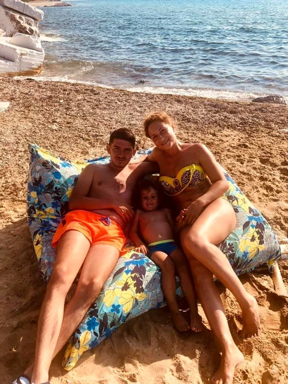 Înainte de vizita la Satu Mare, Rareș Câmpan a fost cu familia la mare