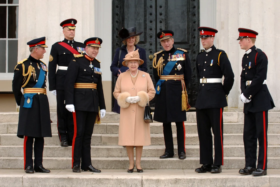 Charles, Camilla, Regina Elisabeta, Prințul Philip, Prințul William, Prințul Harry, 2006 GettyImages 57328920 jpg