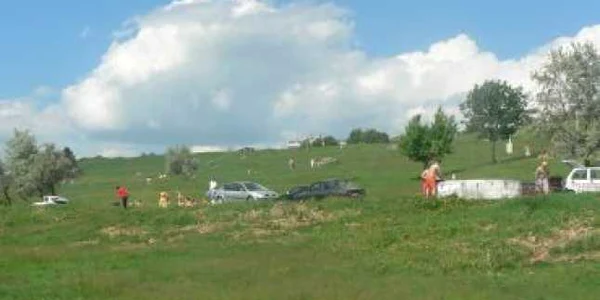 Organizaţiile neguvernamentale protestează pentru spaţiile verzi