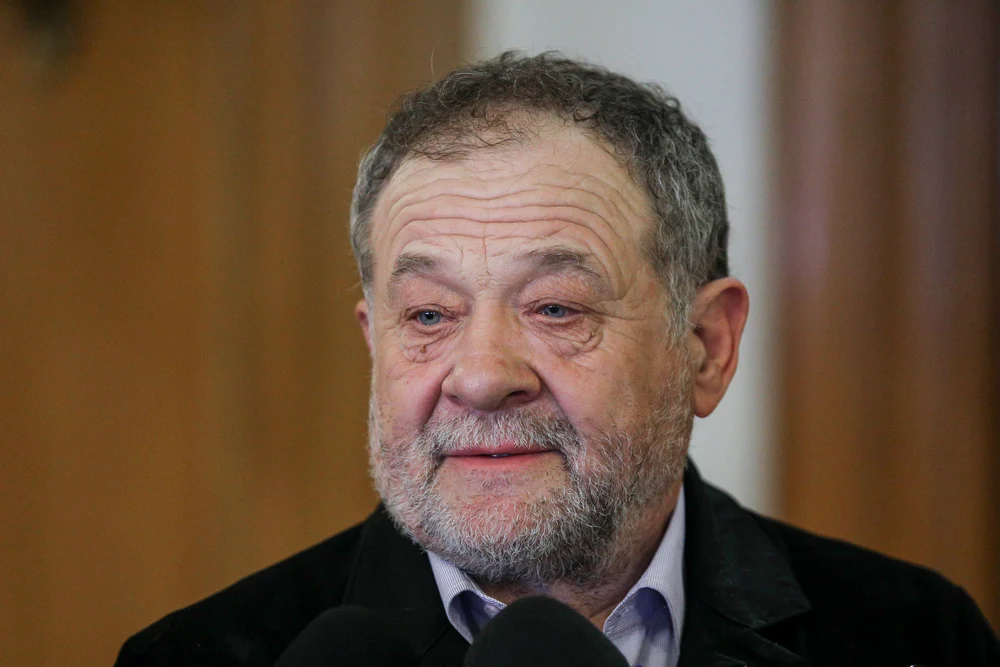 Dumitru Buzatu, fostul preşedinte al CJ Vaslui, rămâne sub control judiciar. Este acuzat că a luat mită 1,25 milioane de lei