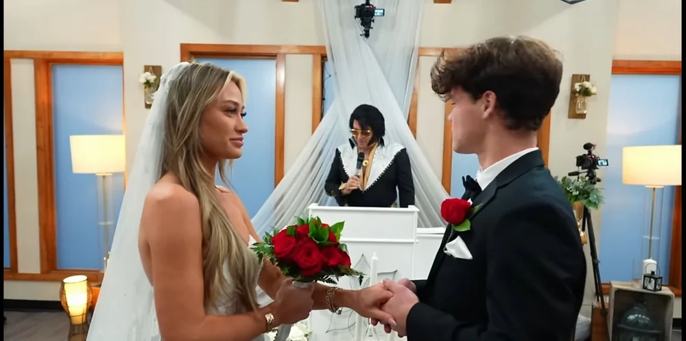 O vedeta OnlyFans, umilită la propria nuntă de jurămintele soțului YouTuber: „A fost jignitor. Tatăl meu a plâns”