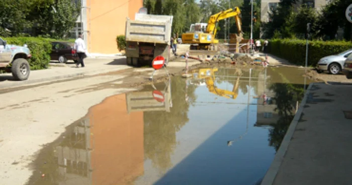 Suceava: Operatorul de apă, învins de birocraţia din Primărie