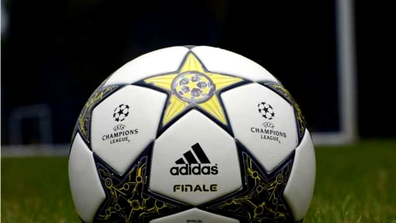 Adidas, Mingea Finalei