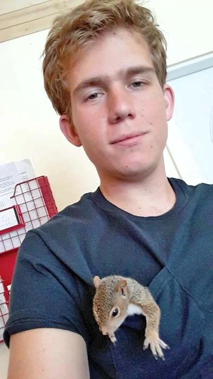 Jacob Lewis Dwod din Florida a fost salvatorul puiului de veveriţă