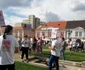 Patronii de restaurante şi ospătarii protestează împotriva deciziilor luate de Guvern FOTO Both