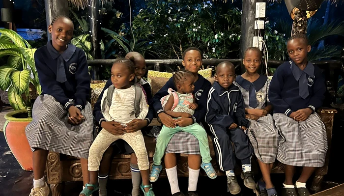 Ela Crăciun a adoptat, la distanță, doi copii din Kenya Sursa: Instagram