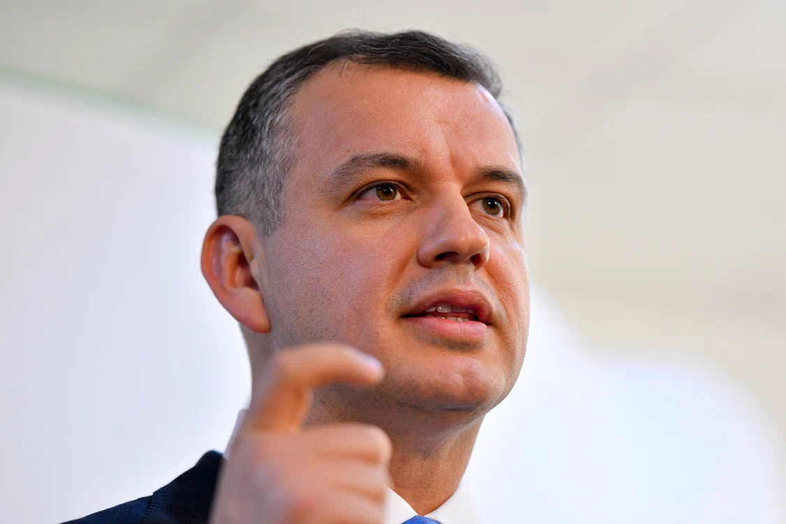 Eugen Tomac: Peste 1.500 de primării ar trebui comasate. FOTO: Mediafax