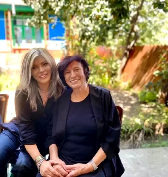 Loredana Groza și mama sa / foto: Instagram
