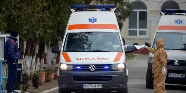 Ambulanta in Tandarei FOTO Mediafax 