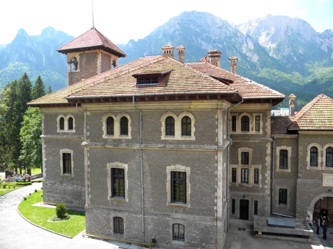 castelul cantacuzino busteni