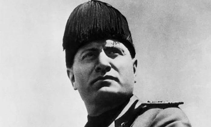 Recrutat de MI5  Dictator fascist, de meserie agent britanic jpeg