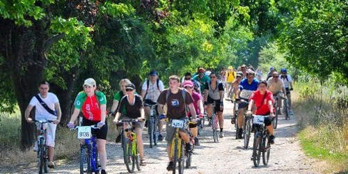 Ultimele ediţii ale crosului de biciclişti "Burta jos!" au fost un succes foto:arhivă