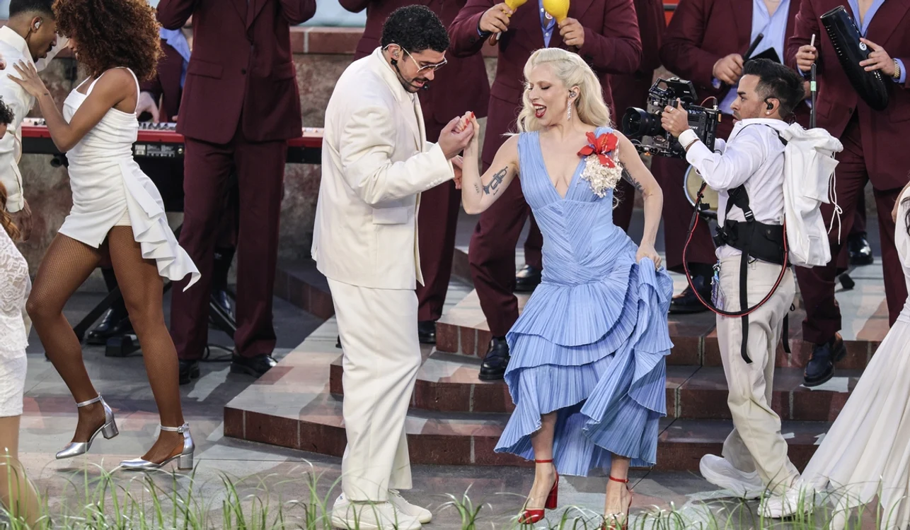 Lady Gaga, printre artiștii care au urcat pe scenă, la pauza evenimentului (FOTO: EPA)