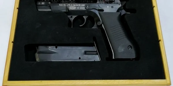 pistol cugir pandurul