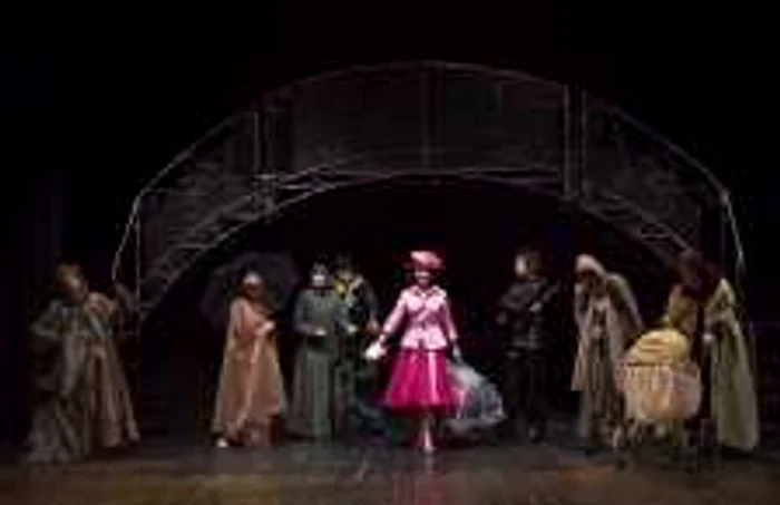 Imagini din piesa "Povestea unei guvernante" Foto: Teatrul Luceafarul