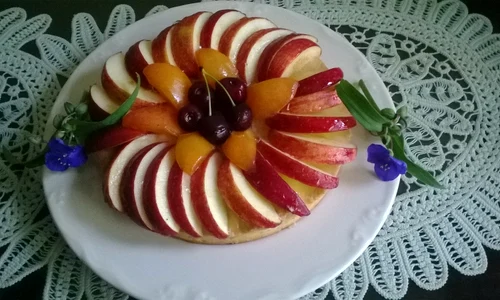 tarta cu fructe proaspete jpeg