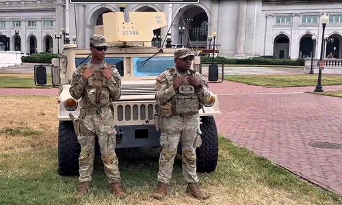  Garda Națională a Statelor Unite a început duminică să patruleze înarmată în capitala Washington foto captura vid X