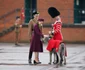 Lady Ghika și mascota Gărzilor Irlandeze, anul trecut