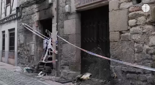 Monstrul din Burgos: A provocat un incendiu care a ucis 3 femei și a rănit 4 oameni. În trecut, a ținut în lanțuri o femeie și a abuzat o fetiță