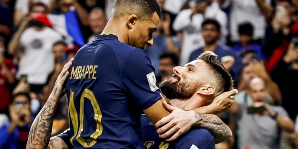 Kylian Mbappe și Oliver Giroud / Foto: Twitter