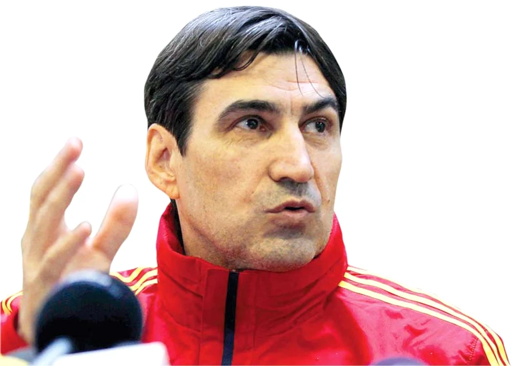 
    Victor Piţurcă nu l-a mai vrut pe  Mutu la naţională  