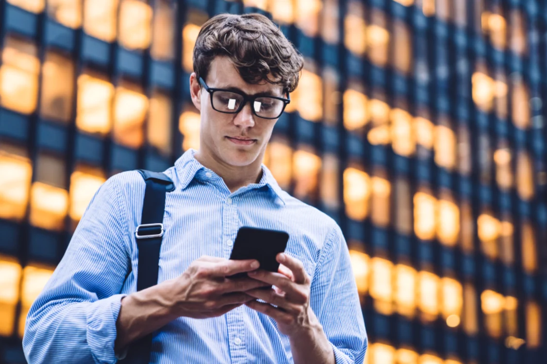 Social-media este principala sursă de informare pentru mulțiFOTO: Shutterstock