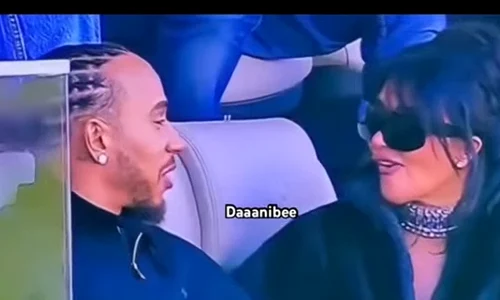 kardasian si Hamilton Foto youTube  @daneebee png