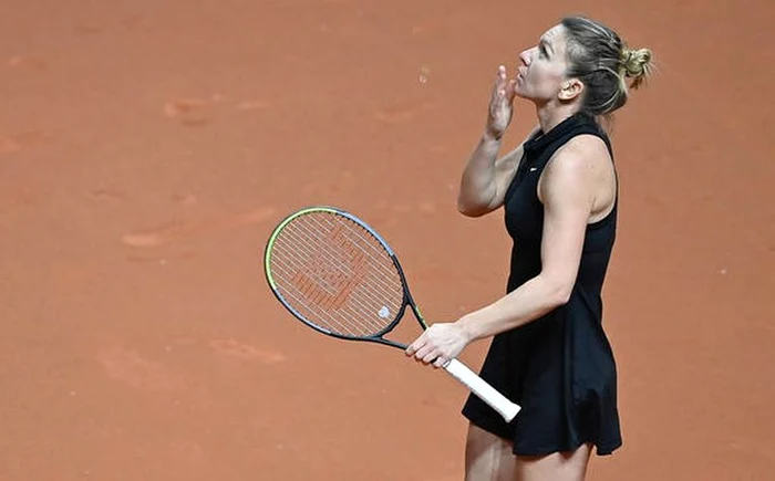 
    Simona Halep a câștigat primul meci la StuttgartFOTO: EPA  