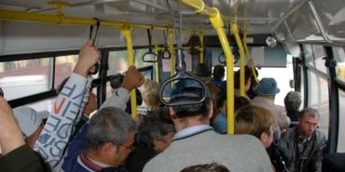 Brăila: Aglomeraţie în autobuzul de Chercea, zilnic