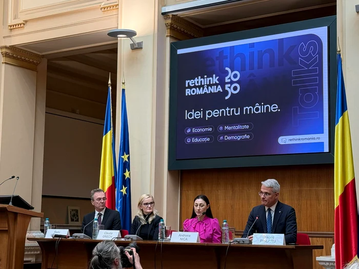 Cosmin Marinescu (BNR), Claudia Griech (E.ON), Andreea Nica (CFA), Dragoș Pîslaru - M.Investițiilor