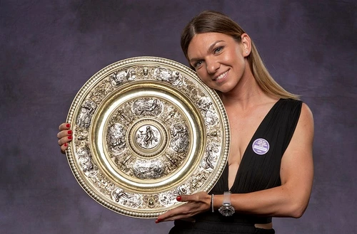 simona halep trofeu wimbledon 2019 03 jpeg