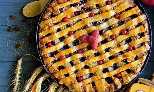 tarta cu fructe de padure jpg