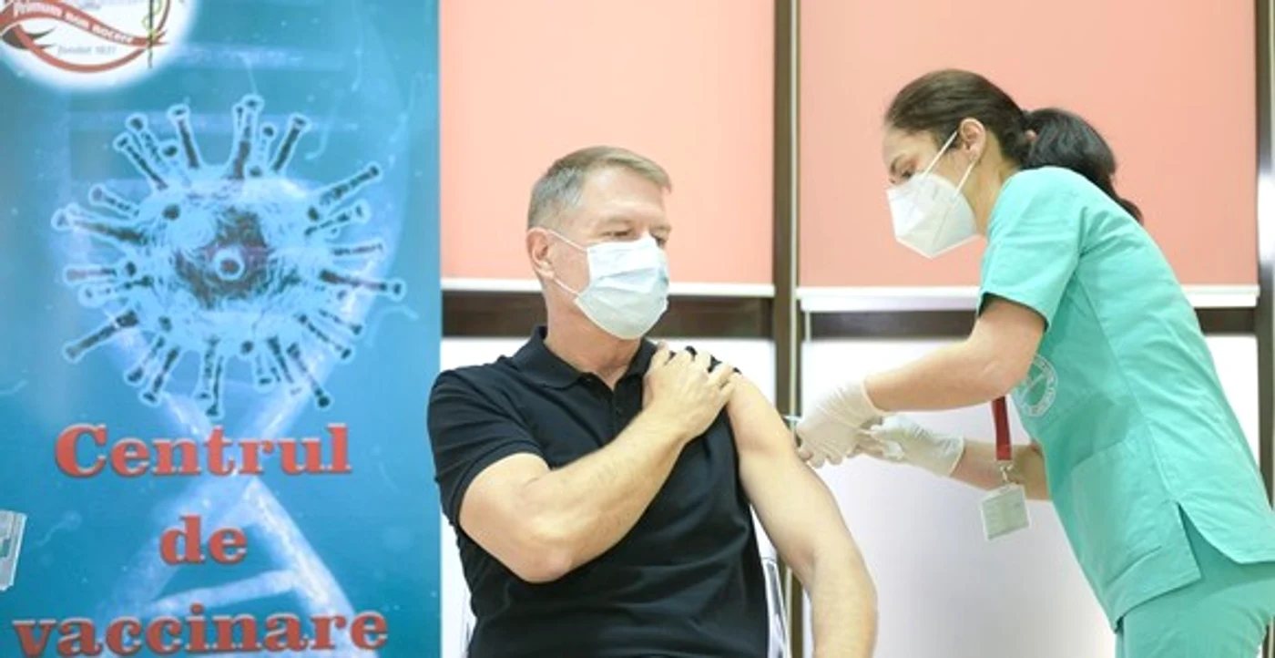 Klaus Iohannis s-a vaccinat vineri anti-covid-19