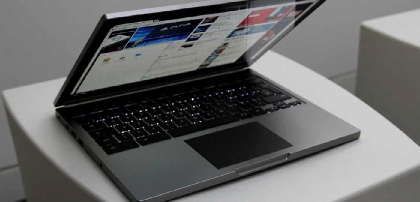 Chromebook Pixel ar putea fi depăşit cât de curând de un nou ecran Samsung. FOTO PocketLint