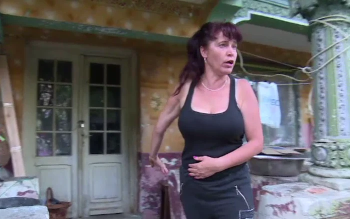 
    Daniela spune că s-a opus cât a putut vecinului iubărețFoto: stirileprotv.ro  