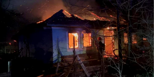 incendiu casa botosani captura video YT