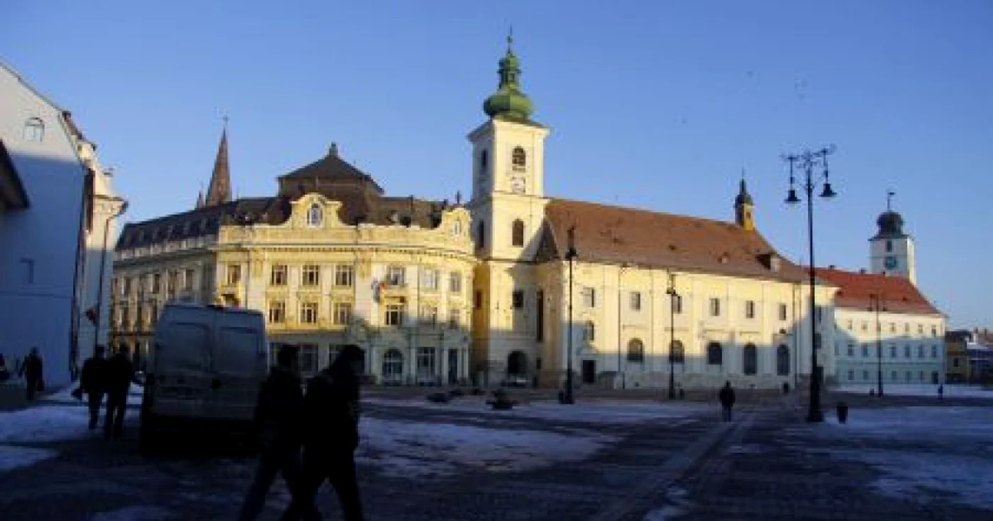 Concurenţii vor primi zece noţiuni, pe care le vor transpune în fotografii