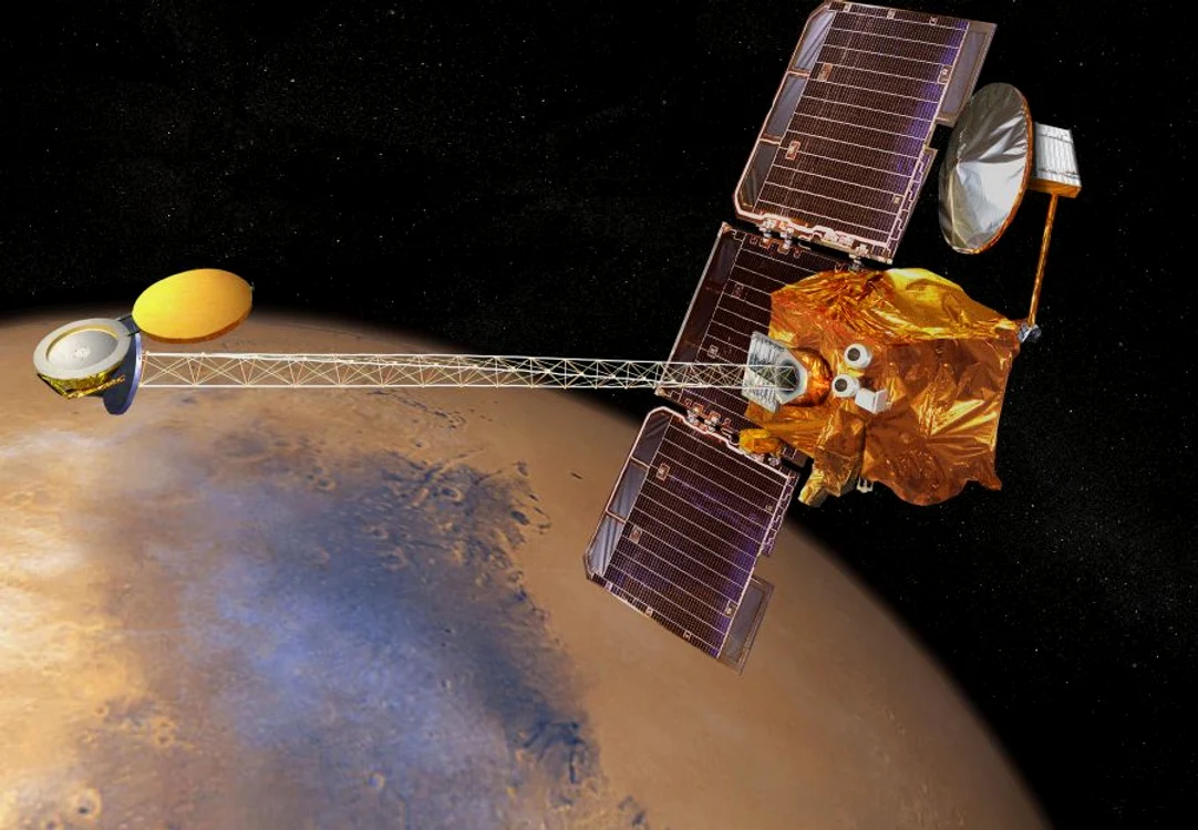 
    Imaginile surprinse de Mars Reconnaissance Orbiter demonstrează că există apa pe MarteFoto: Getty  